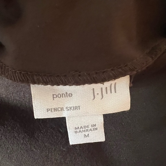 J Jill ponte pencil skirt  Dark Brown size M. - Picture 3 of 3